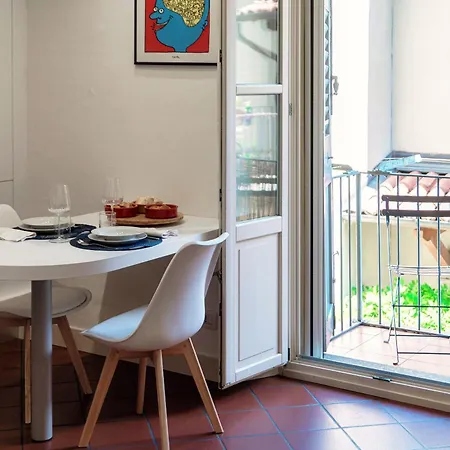 Apartamento Flipping Flat - By Myhomeincomo Como