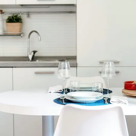 Flipping Flat - By Myhomeincomo Apartamento